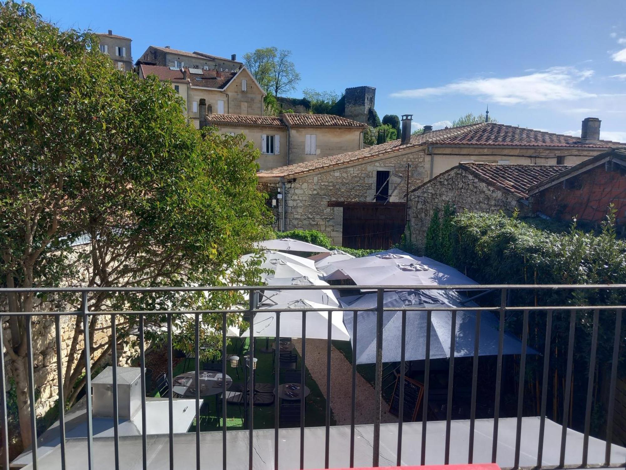 Les Logis Des Vignobles Sainte Emilion En Duplex N 3 Avec Terrasseアパートメント エクステリア 写真
